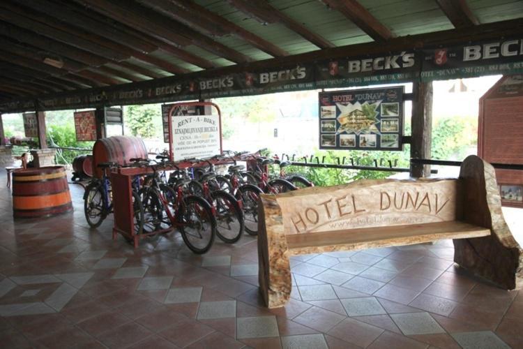 Hotel Dunav Sremski Karlovci Exteriör bild